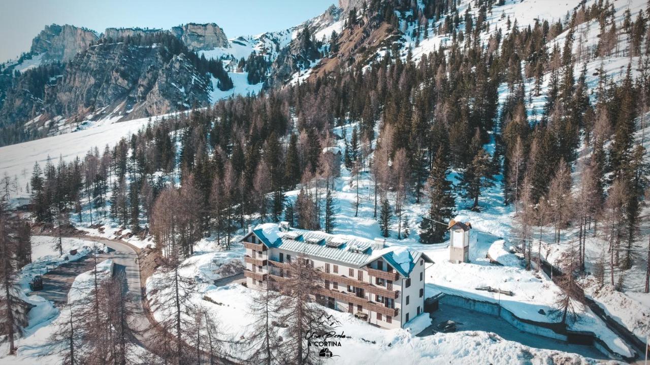Una Perla A Cortina كورتينا دامبيتزو المظهر الخارجي الصورة