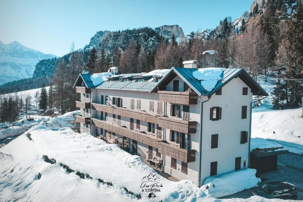 Una Perla A Cortina كورتينا دامبيتزو المظهر الخارجي الصورة